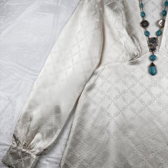 Breathtaking Ivory 100% Silk Blouse Top Christmas Party - Picture 5 of 15